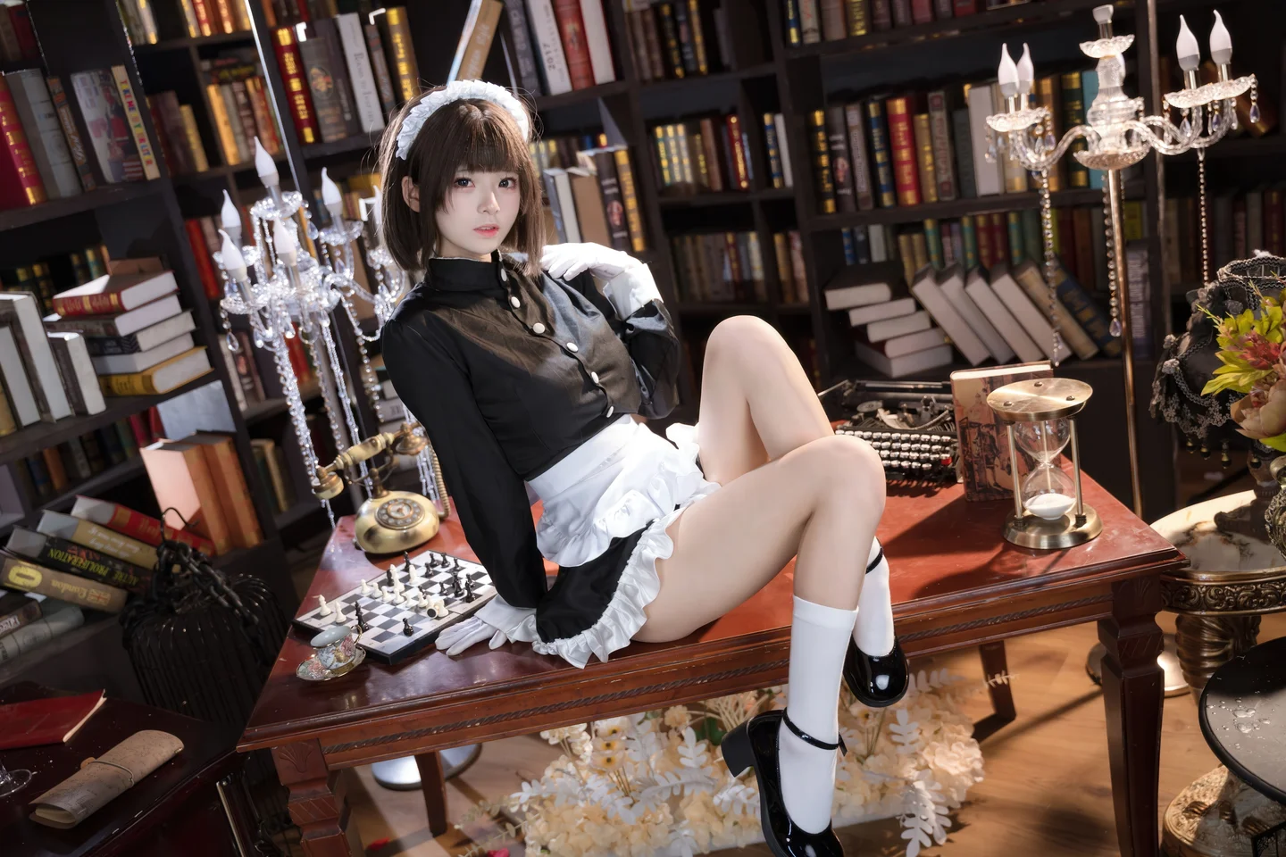 九柒喵 - No.027 琉璃川椿 [66P-825MB] tg@simisebaisi 【丝足阁】034.webp